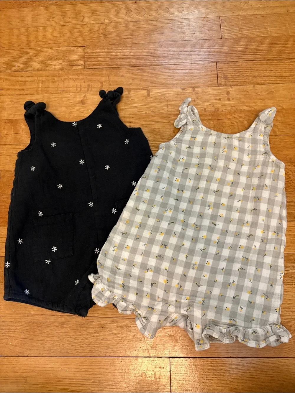 12-18 months GAP 2-Pack Casual Romper Set — Black Embroidered & Gray Gingham